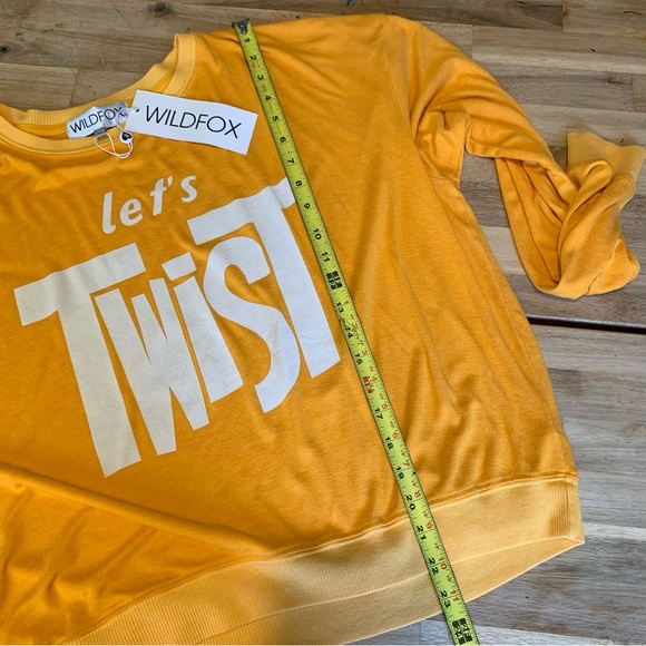 NWT Wildfox “Let’s Twist” Egg Yolk Yellow Graphic Sweatshirt M - Picture 7 of 9